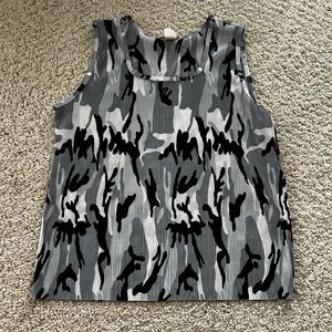 New Nicola tank pleat geometric camouflage pattern top vintage sleeveless large